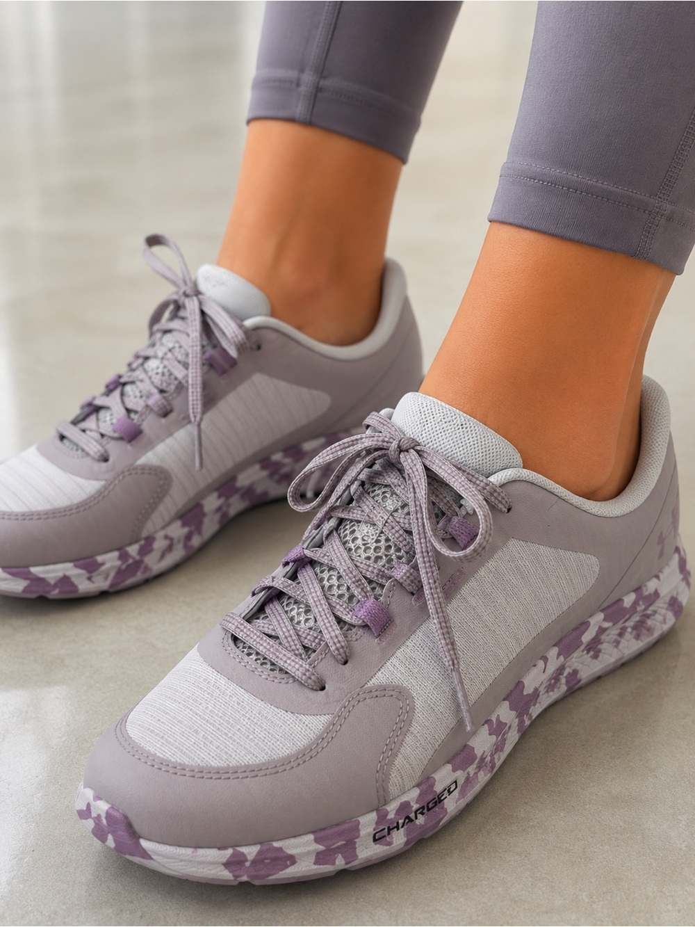 Under Armour Women’s Gray Purple White Lace-Up Low Top Athletic Sneakers Size 10